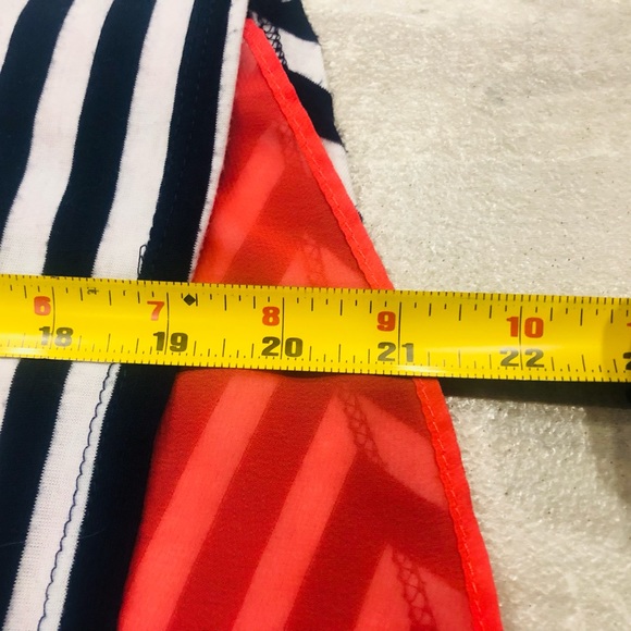 ❤️🔥Charming Charlie❤️🔥Striped SS Tee w/Sheer Back❤️🔥Measurements Pics❤️🔥 - Picture 9 of 11